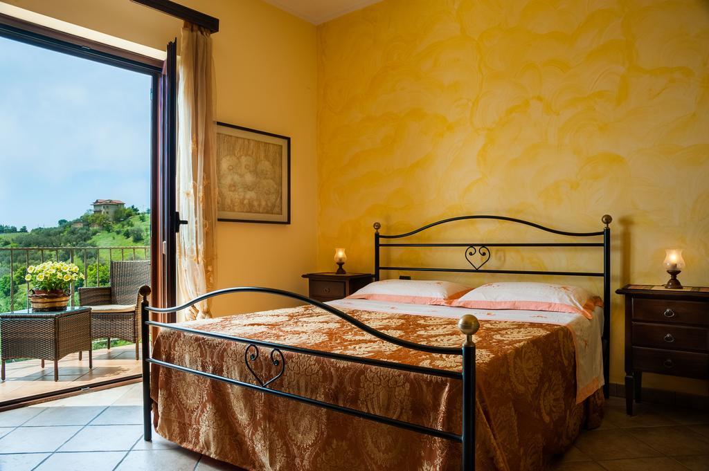 Villa Bernadette San Mauro Cilento Pokój zdjęcie